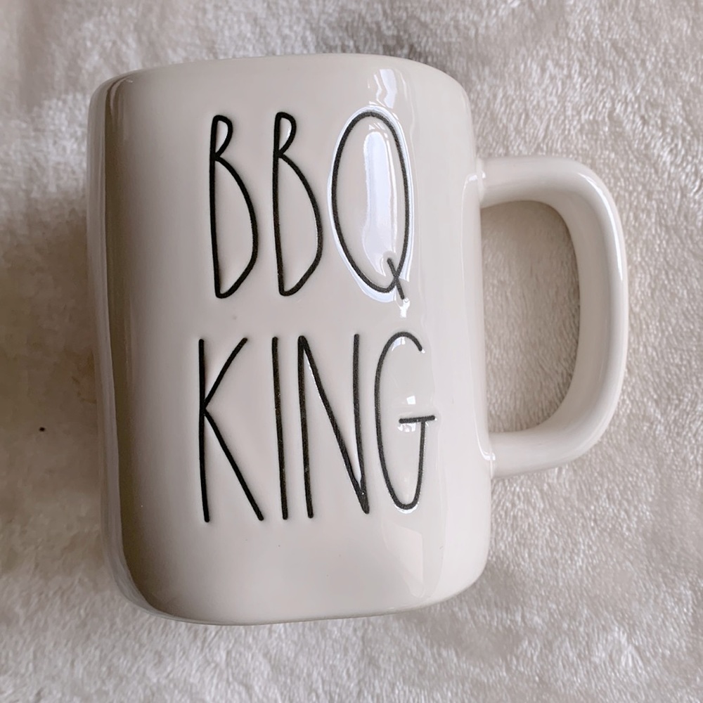 3/$30 NWT Rae Dunn BBQ King Mug
